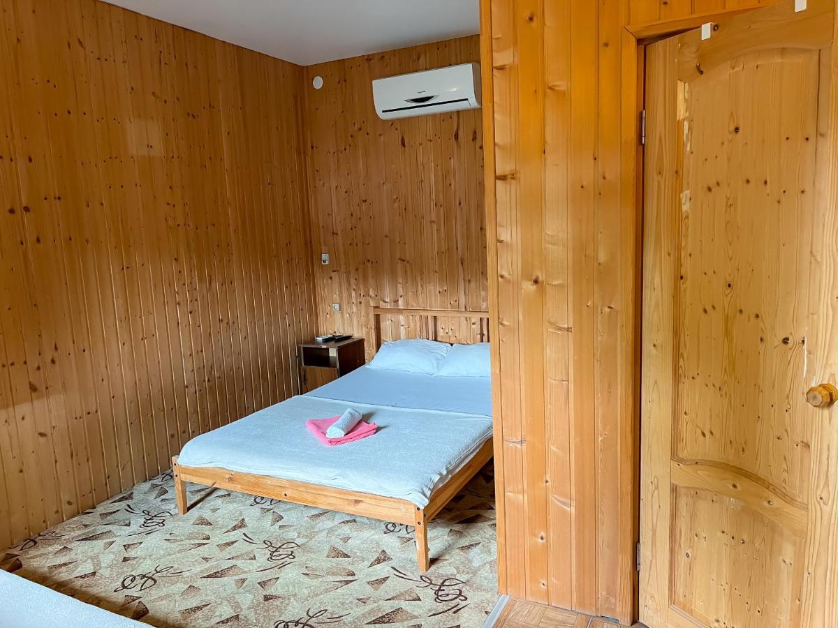 Шале У Моря Gantiadi Exterior foto